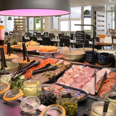 Hotel Premiere Classe Marne La Vallee - *