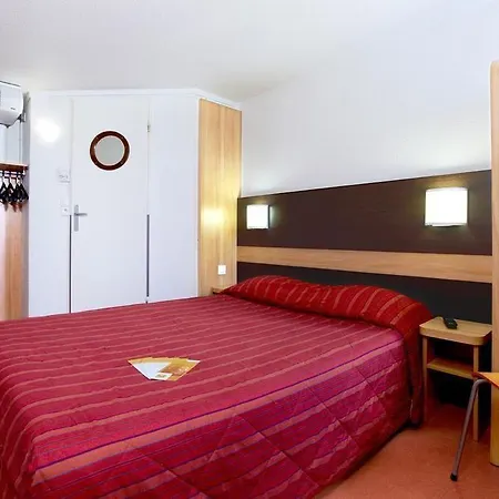 Premiere Classe Marne La Vallée - Torcy Hotel *