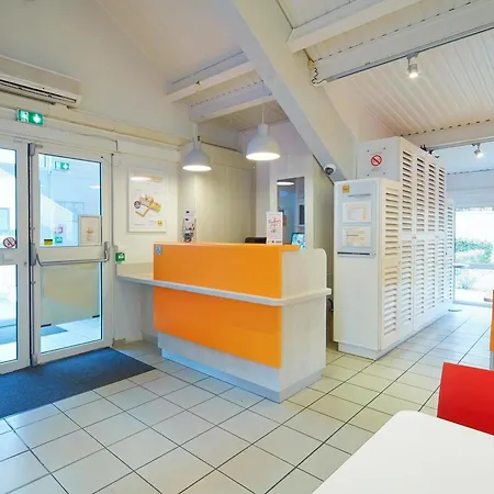Premiere Classe Marne La Vallée - Torcy Hotel *