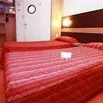 Premiere Classe Marne La Vallée - *