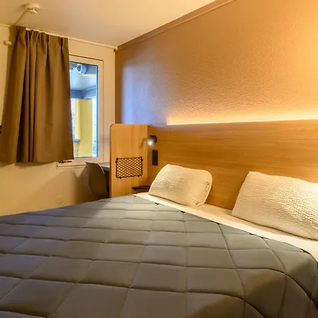Premiere Classe Marne La Vallee - Otel