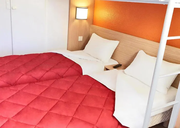 Hotel Premiere Classe Marne La Vallée - *